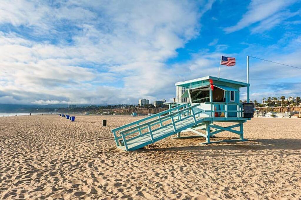 The Carlton- Modern-Luxury 2 Master Suites In Hrt Of Sm Steps To Ocean Ave Los Angeles Exterior foto